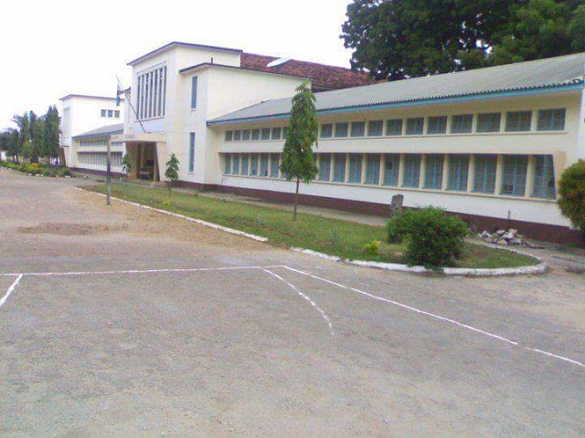 USAGARA CLASSROOMS SIDE VIEW